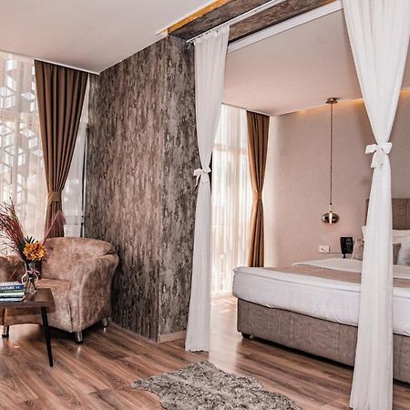 Hotel Driada Gjakova Buitenkant foto