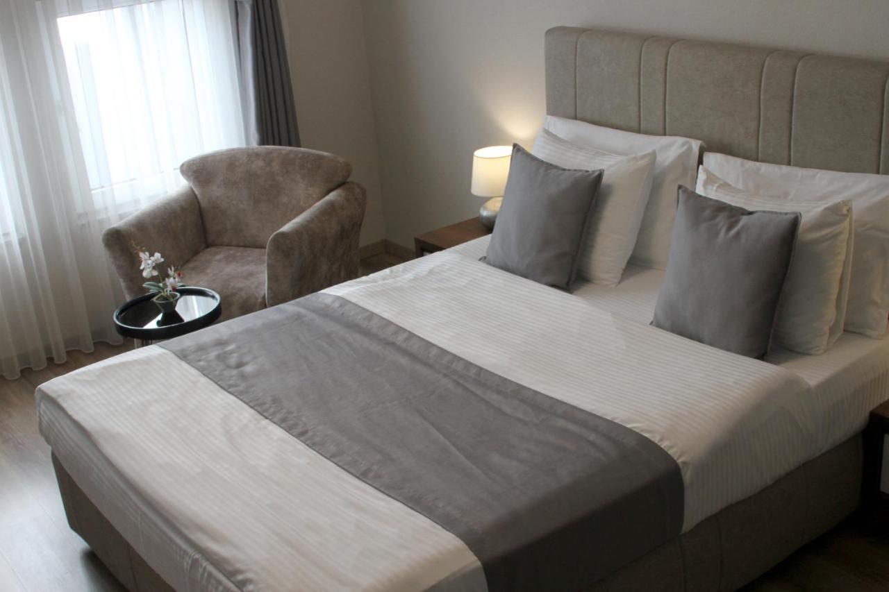 Hotel Driada Gjakova Buitenkant foto