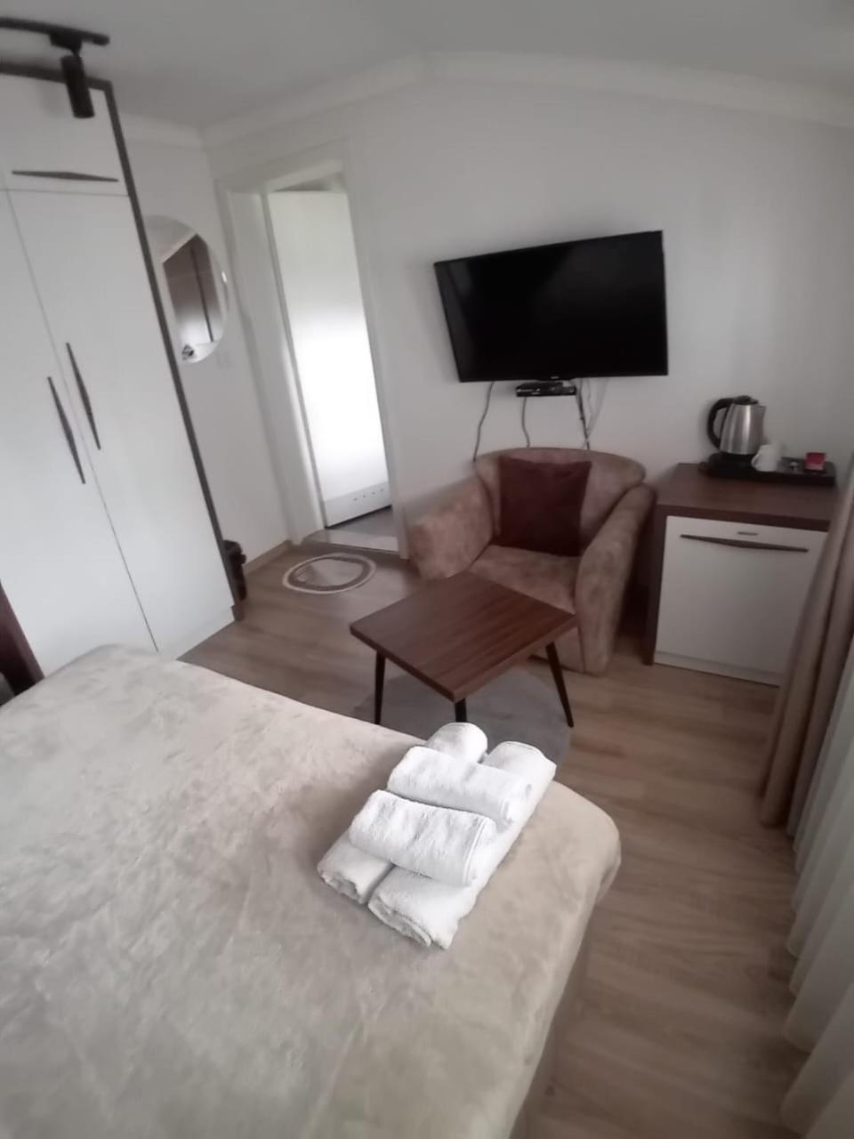 Hotel Driada Gjakova Buitenkant foto