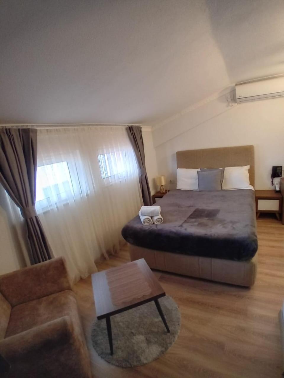 Hotel Driada Gjakova Buitenkant foto